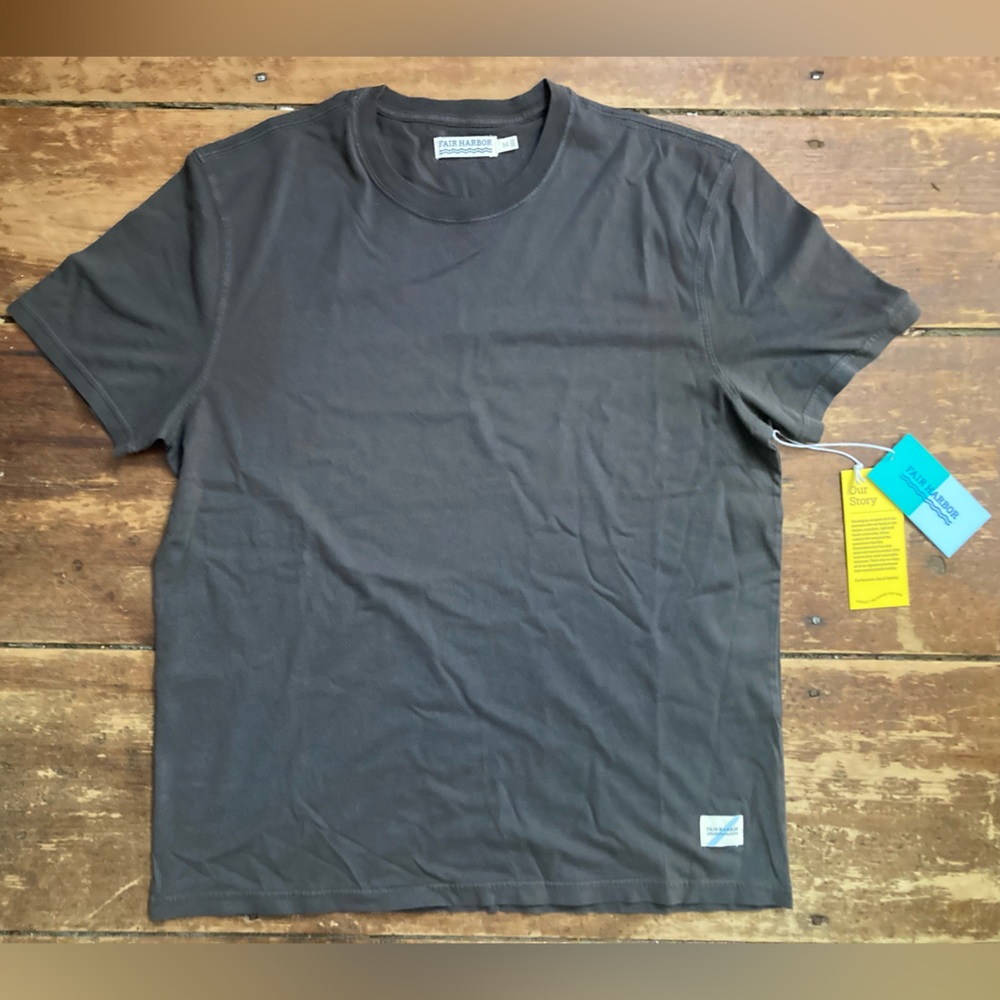 NWT Fair Harbor Gray Saltaire Tee Classic Crew